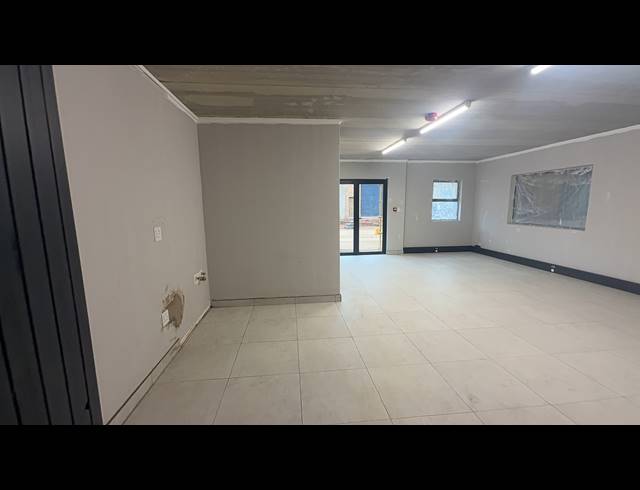 395M² WAREHOUSE FOR SALE IN BARTLETT